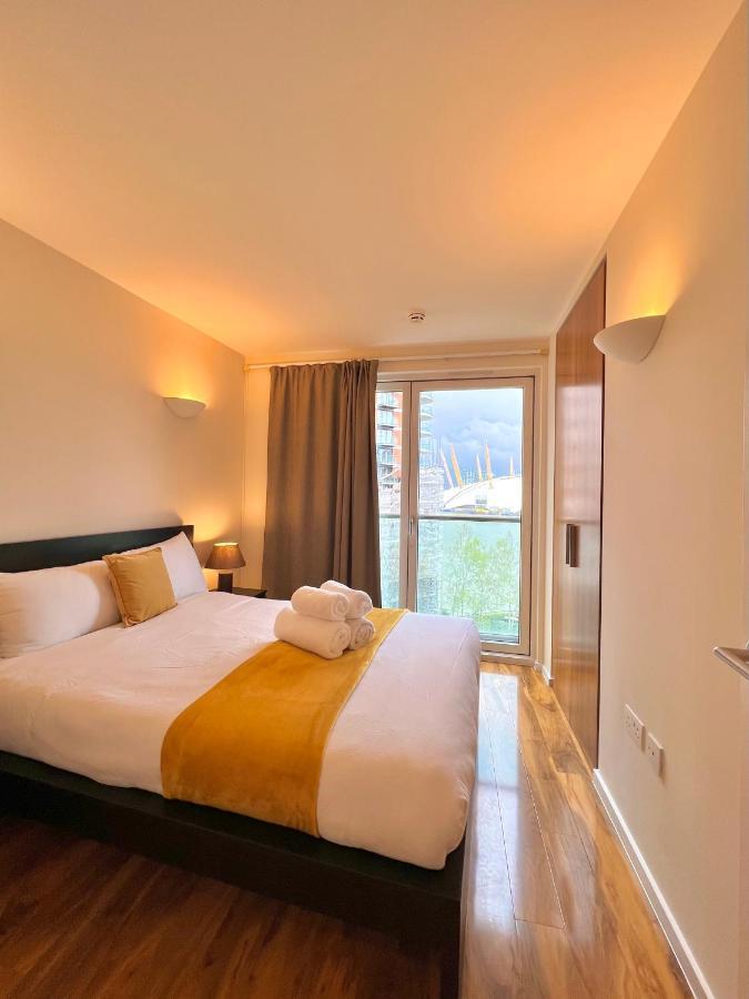 Appartamento Fairmont Avenue E14 9Pq Londra Esterno foto