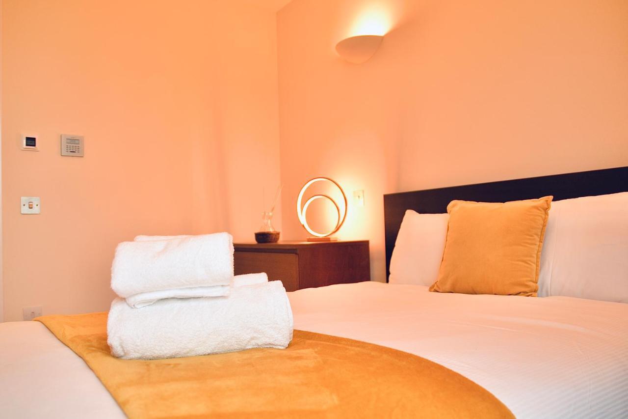 Appartamento Fairmont Avenue E14 9Pq Londra Esterno foto